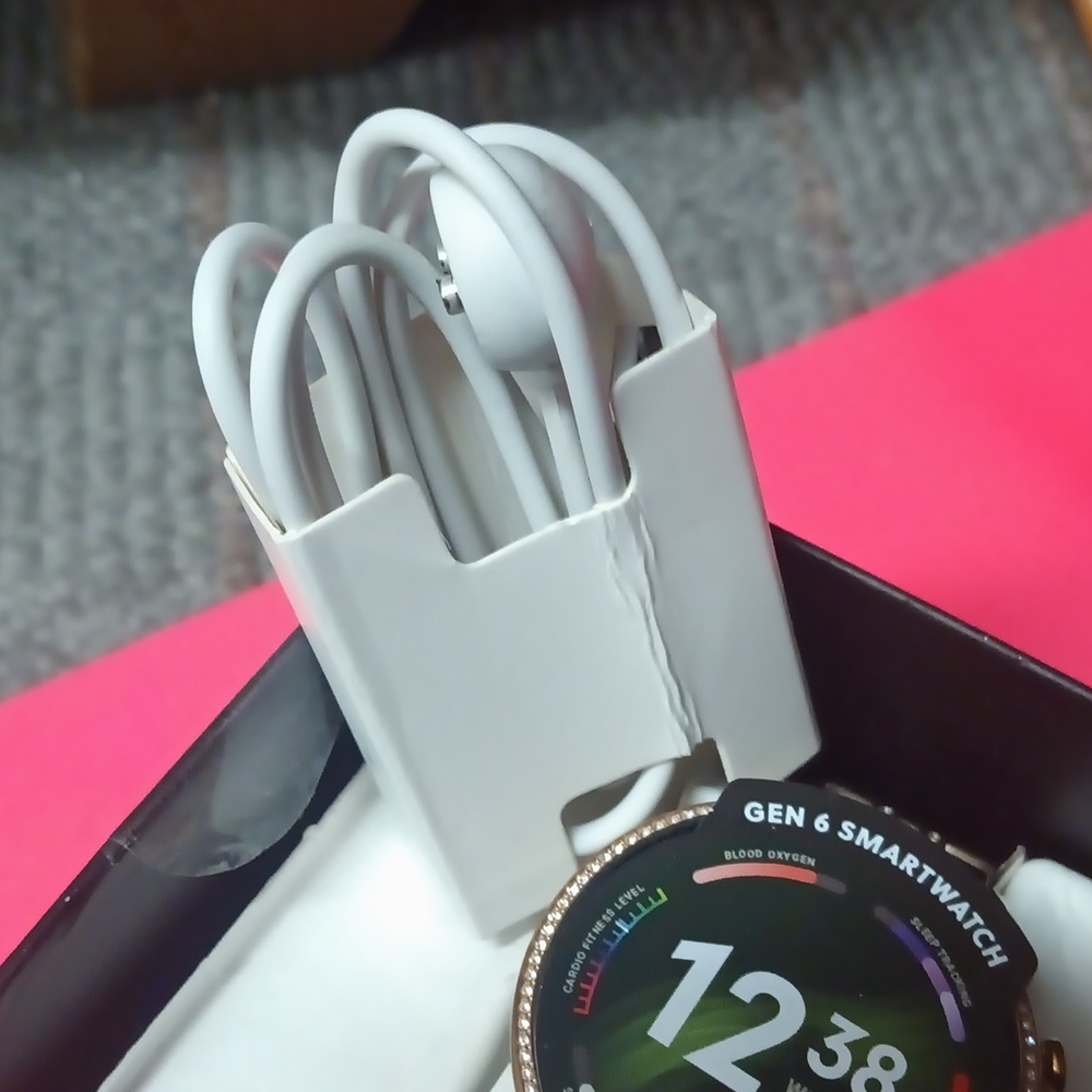 Fossil Gen6 Smartwatch - Picture 5 of 8